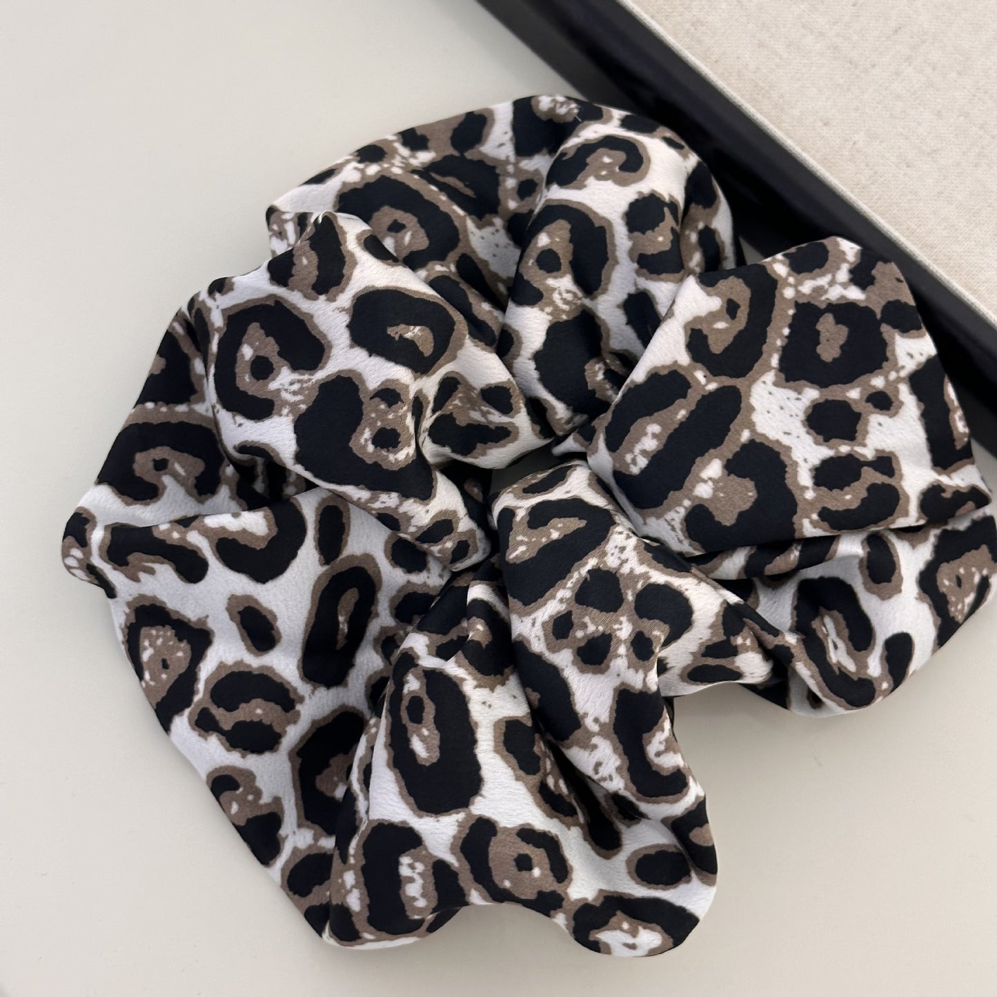 Leopard Scrunchy