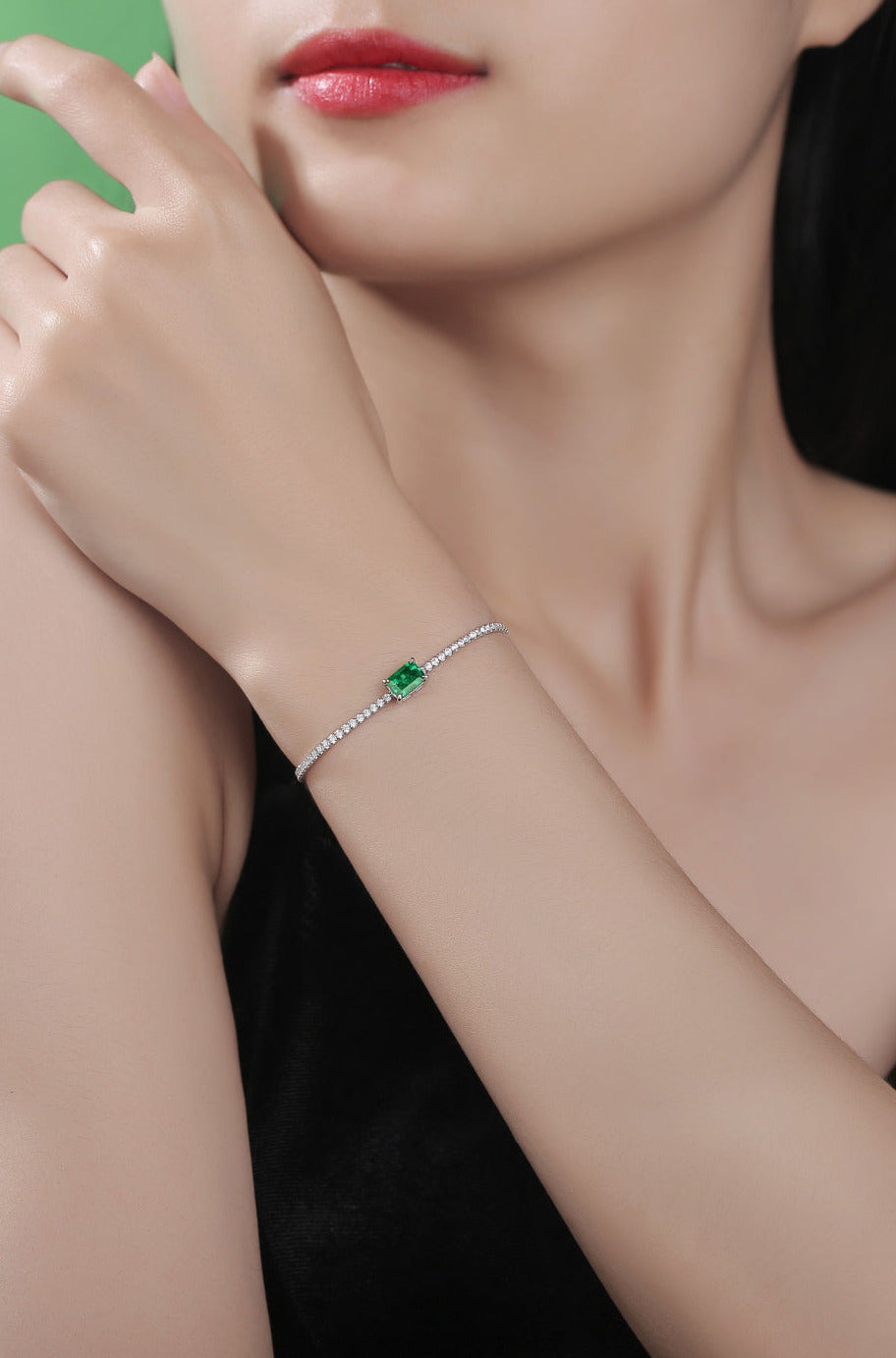 1 Carat Lab-Grown Emerald Bracelet