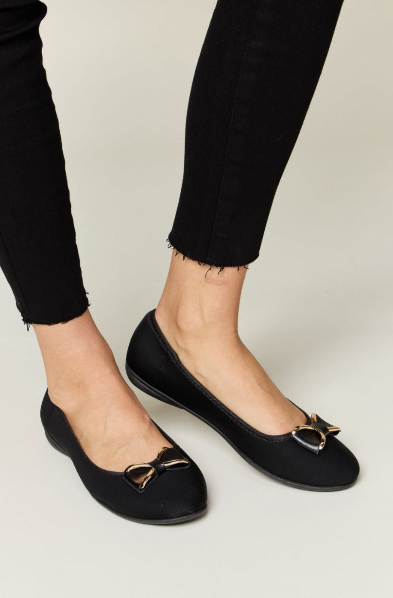 Forever Link Metal Buckle Black Flat Loafers