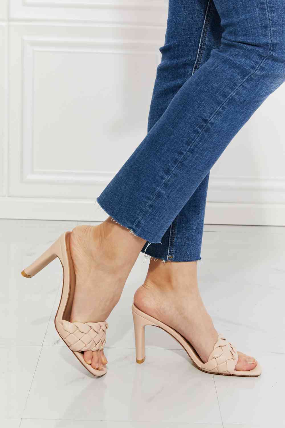 MMShoes Beige Braided Block Heel Sandals