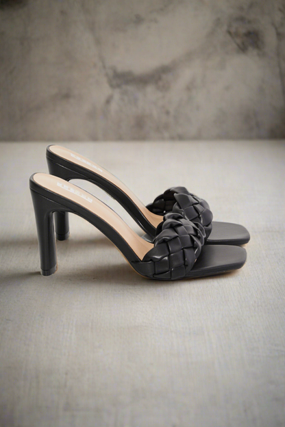 MMShoes Braided Block Heel Sandals in Black