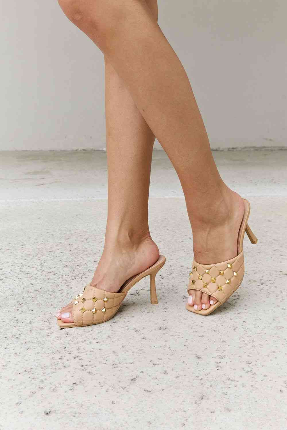 Forever Link Nude Quilted Heels